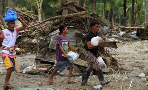 Повече от 650 хиляди души са евакуирани във Виетнам заради