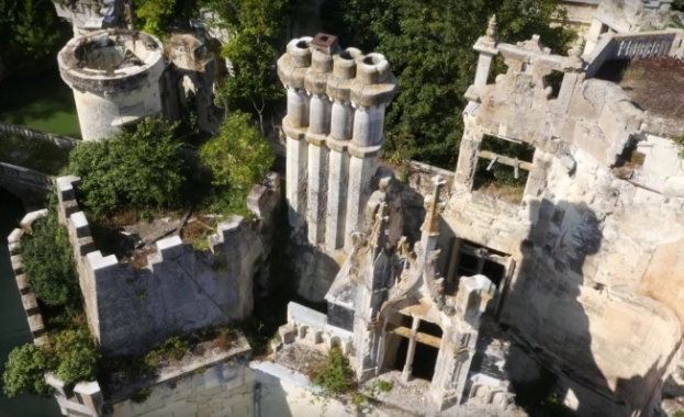 Инициатива за спасяване на рушащ се замък от 13 и век