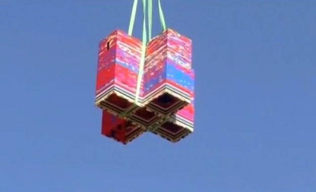 Опит за рекорд в Тел Авив построиха 36 метрова кула