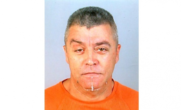 Издирваният за шесторното убийство в Нови Искър Росен Ангелов вече