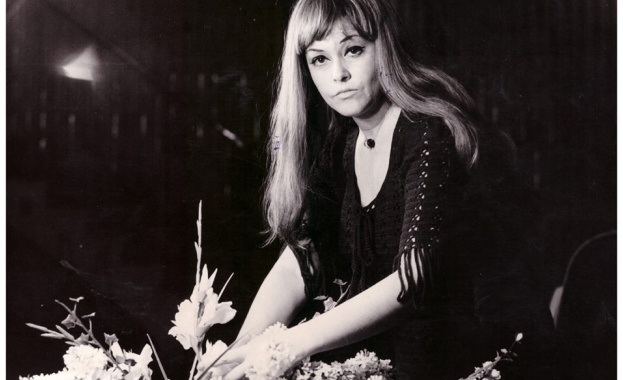 Почина актрисата Мариана Аламанчева съобщиха от Сатиричния театър във Facebook