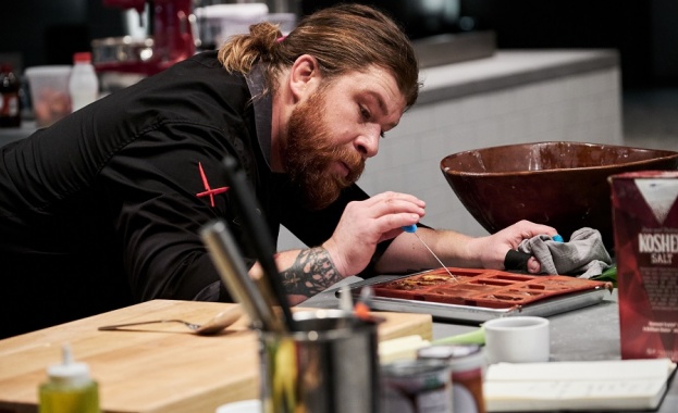 Тази вечер е премиерният епизод на любимото състезание за професионални