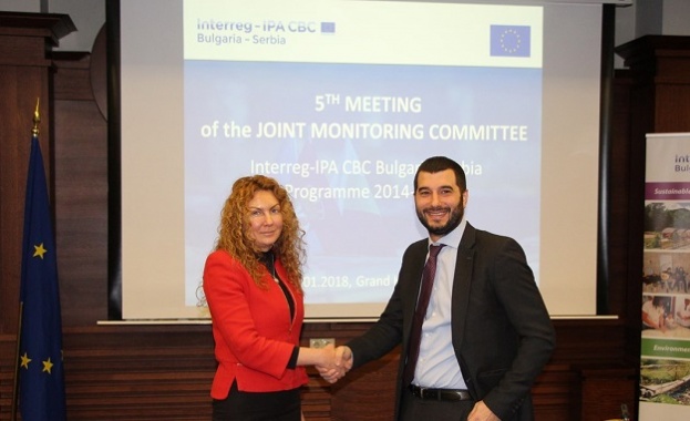 Улесняват сътрудничеството между двете страни всички процедури по програмата стават