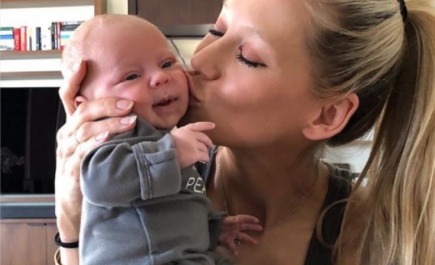 Енрике Иглесиас и Анна Курникова зарадваха последователите си в Instagram