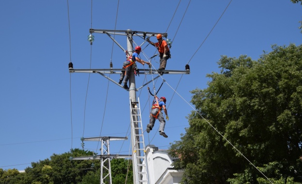 През изминалата 2017 година повече от 650 настоящи и новоназначени