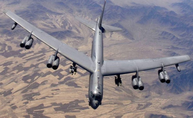 Военновъздушните сили на САЩ ще изпратят шест бомбардировача B-52H в