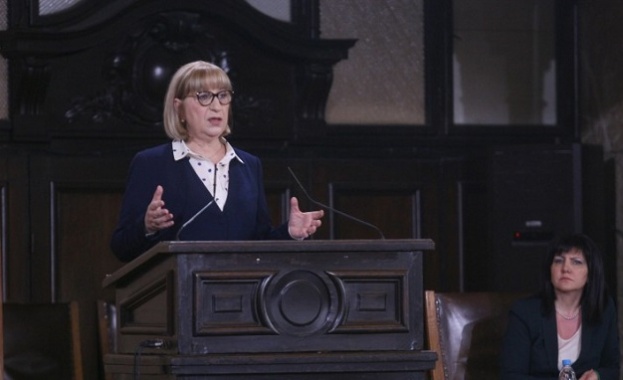 Държавната и светска власт в спор за Истанбулската конвенция разбунила