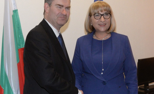 Трима министри на правосъдието на Белгия Гърция и Великобритания чуха