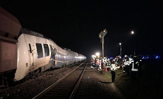 Поне двама са загинали а десет души са тежко ранени