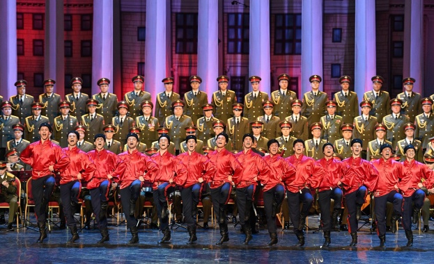 Академичния ансамбъл за песни и танци на Руската Армия АЛЕКСАНДРОВ