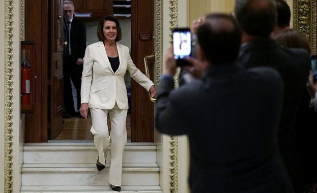 Лидерката на демократическото малцинство в Камарата на представителите Нанси Пелоси