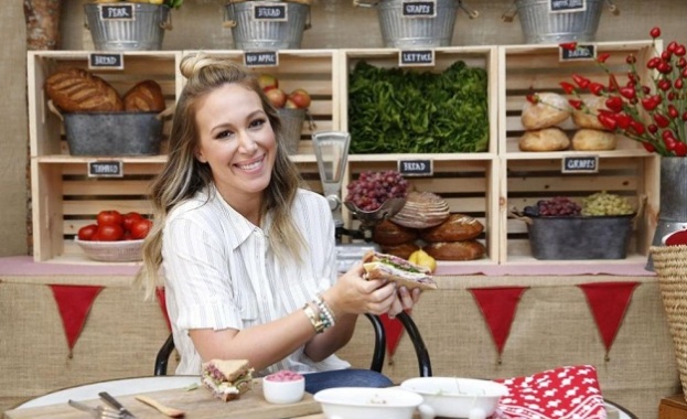 Актрисата Хейли Дъф потвърди че очаква момиченце от годеника си