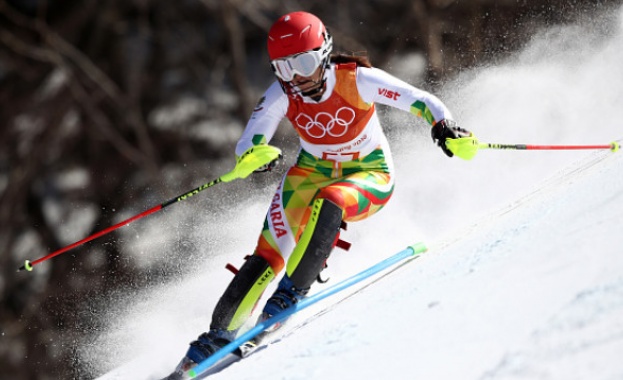 Българската представителка в ски алпийските дисциплини Мария Киркова завърши