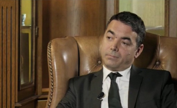 По лесно се рушат мостове отколкото да се градят Това коментира