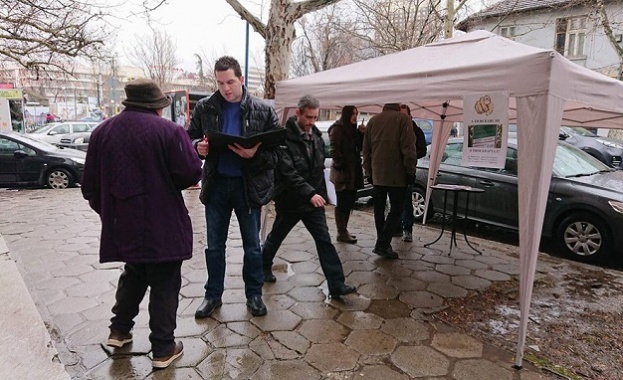 Планираното разширение на зелената зона за паркиране в районите Красно