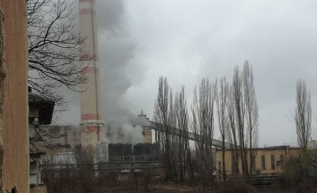 Пернишката ТЕЦ Република спря временно работа съобщи изпълнителният директор на