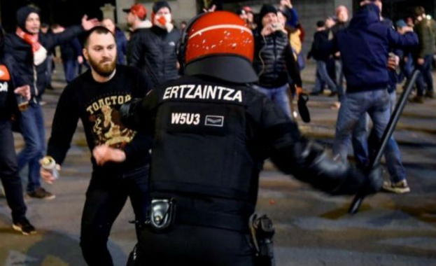 Полицай е загинал след сблъсъци между фенове на Спартак Москва