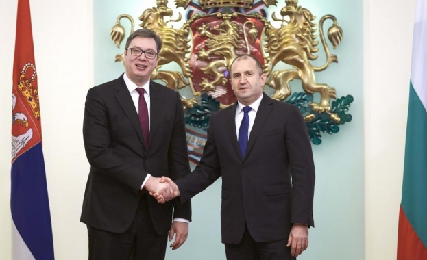 Президентът на България Румен Радев и сръбският му колега Александър