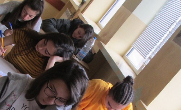 Над 4500 ученици от 207 училища в цялата страна участваха