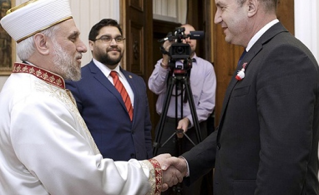 Държавата трябва да окаже подкрепата си за религиозните изповедания у