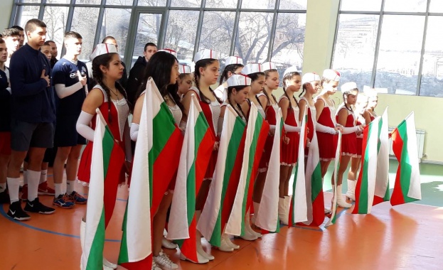 Днешната светла дата Трети март младежите от БСП в област