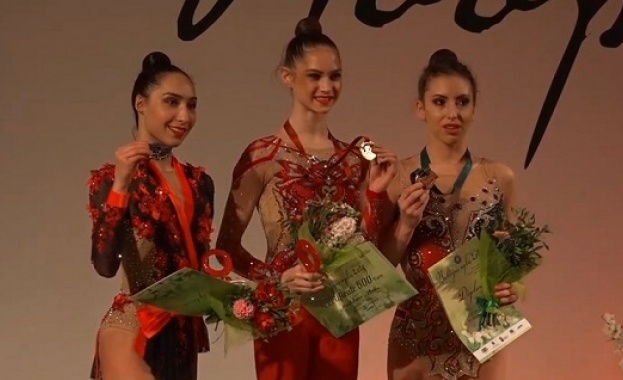 България спечели сребърен и бронзов медал в първия ден на
