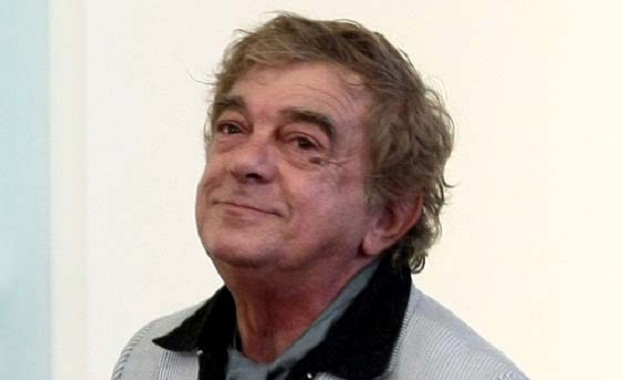 Поклонението пред актьора Николай Николаев бате Николай е днес