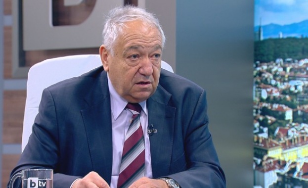 Съвсем отговорно искам да кажа че към този момент на