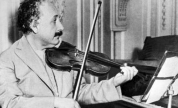 Цигулката на Алберт Айнщайн с която той рядко се е