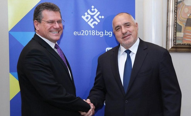 Европейската комисия не може да вземе отношение по сделката за