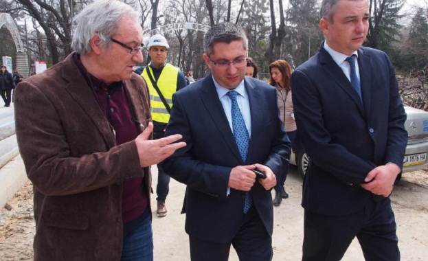 Тази година трябва да приключим с ремонтите на пътищата към