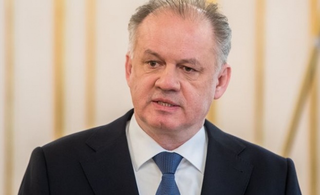Президентът на Словакия Андрей Киска отказа днес да одобри новото