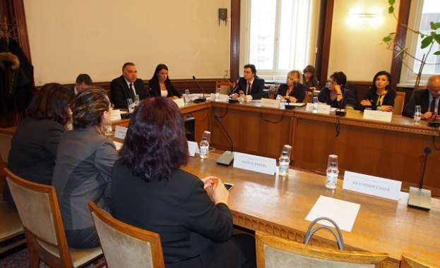 Антон Кутев Подкрепяме въвеждането на задължителни квоти за българска музика