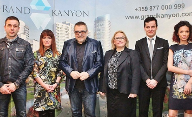 Български и чуждестранни модни брандове и дизайнери представят актуални колекции