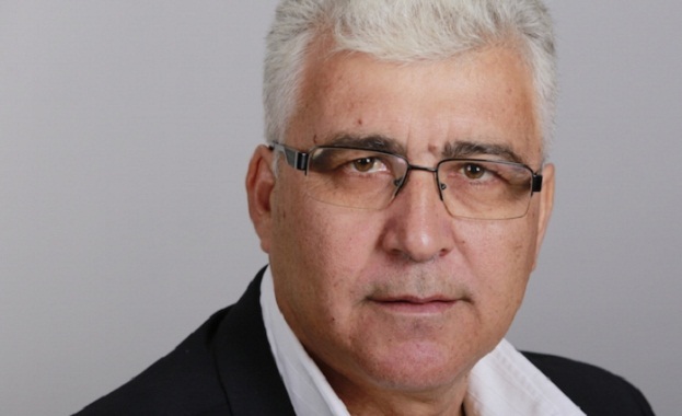 На 23 март след тежко боледуване на 59 години почина