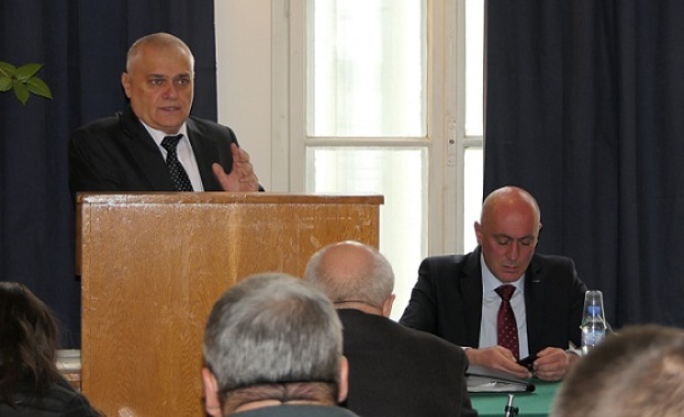 На работна среща с кметове и кметски наместници от област