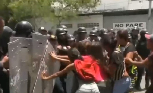 68 души са загинали при бунт на затворници във венецуелския
