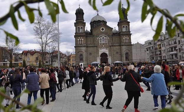 Студът малко по малко си отива и иде време за