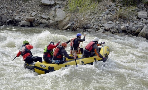 Начало на рафтинг сезона в Кресненското дефиле Очаква се повече