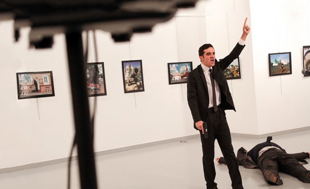 Турция е издала заповед за арест на ислямския проповедник Фетхуллах