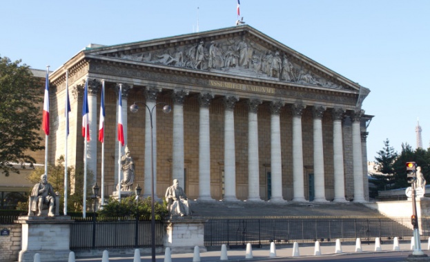 Четири произведения на изкуството са изчезнали от националното събрание на