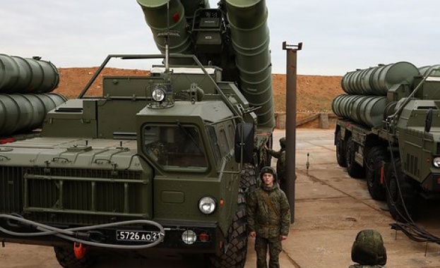 Русия ще предаде на Турция полкови комплект зенитни ракетни системи