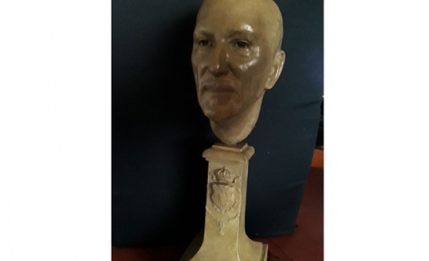 Американски скулптор и художник Час Фаган Chas Fagan подари на