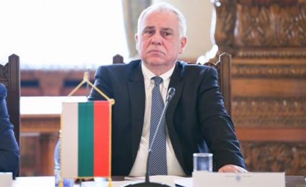 Българското правителство одобри смяната на посланика ни в Москва, потвърдиха