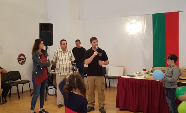 Вчера 14 04 21018 г в гарнизонен военен клуб Смолян аташето