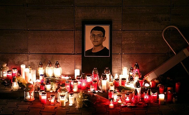 Шефът на националната полиция на Словакия подава оставка заради убийството