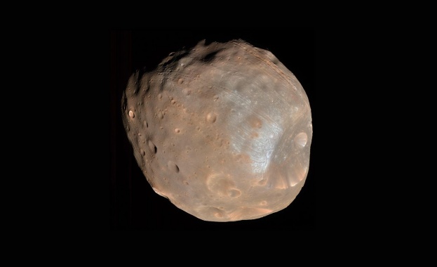 Марсианските луни Фобос и Деймос са се формирали след като