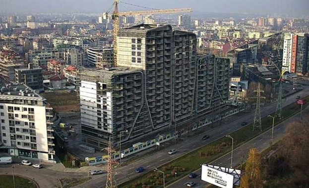 От 00 00 часа на 23 април до 24 00