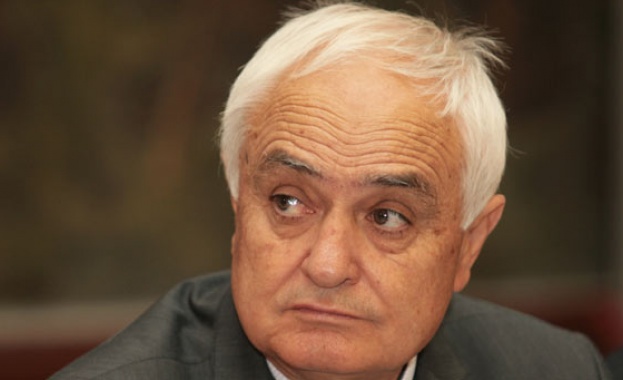 Основната причина за свикването на този Консултативен съвет за национална