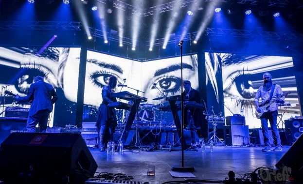 Бандите отбелязаха достойно 30 години на сцена с исторически концерт